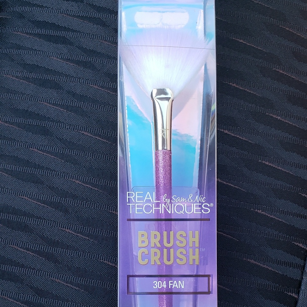 Real Techniques brush